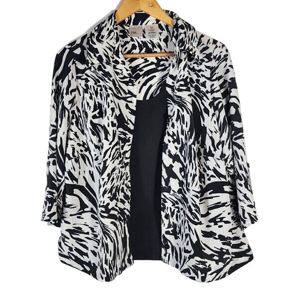 JMS Just My Size Black & White Animal Print Button Down Blouse Top 1x - Picture 2 of 8